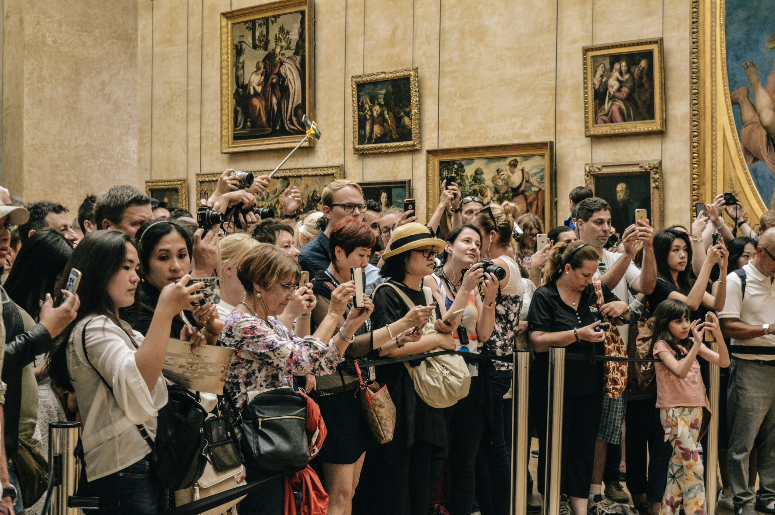 Stuck inside? Check out those 5 museums that you can visit online.